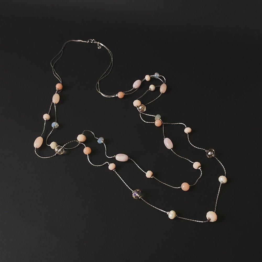 38" LOFT Pastel Pink Champagne Beaded Silver Chain Boho Double Strand Necklace - Picture 3 of 11